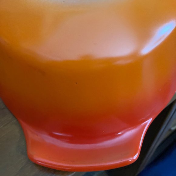 Vintage Fire King lidded casserole dish - Picture 7 of 8